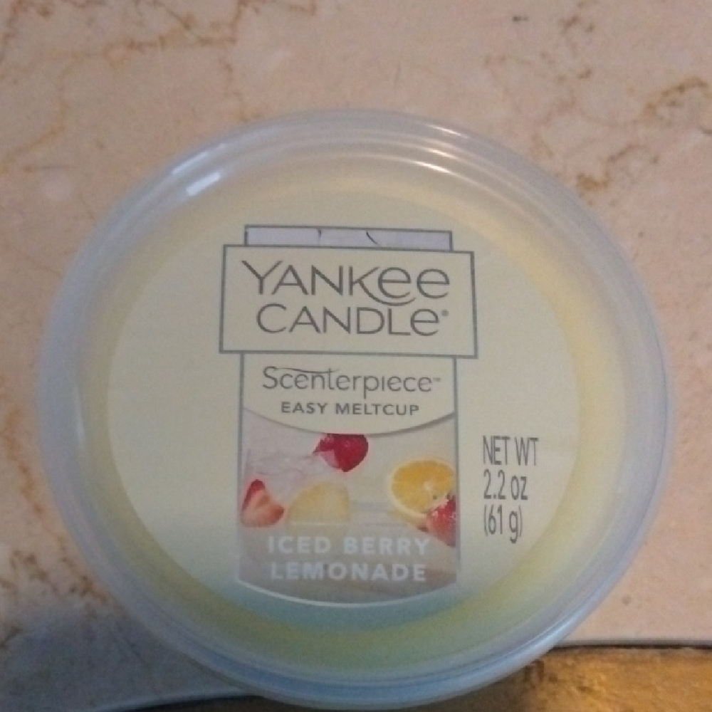 Yankee Candle Iced Berry Lemonade Scenterpiece MeltCup
